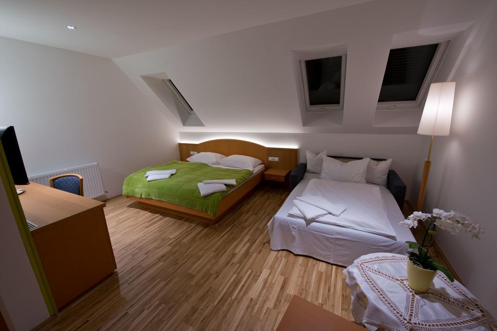 Hotel Restaurant Meyer Kalsdorf bei Graz Ngoại thất bức ảnh
