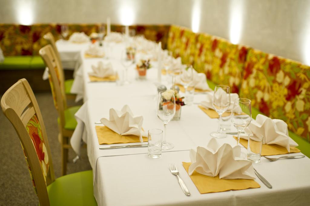 Hotel Restaurant Meyer Kalsdorf bei Graz Ngoại thất bức ảnh